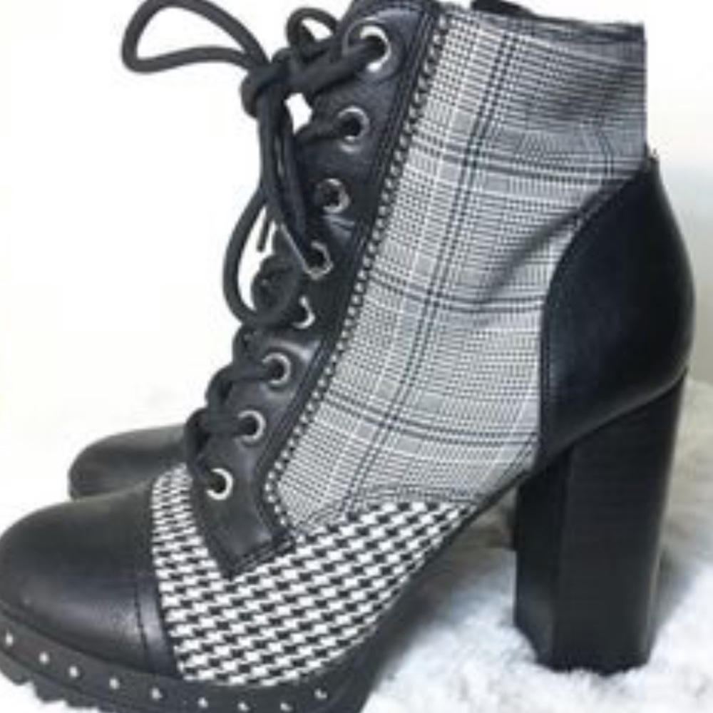 Cute Aldo high heel lace up boots New never worn